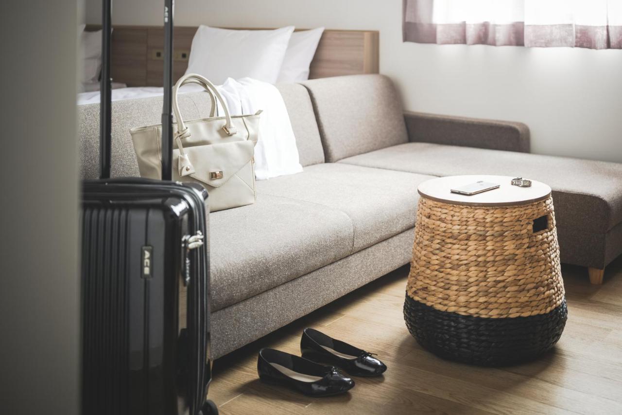 Nest Hotel Hiroshima Ekimae Bagian luar foto